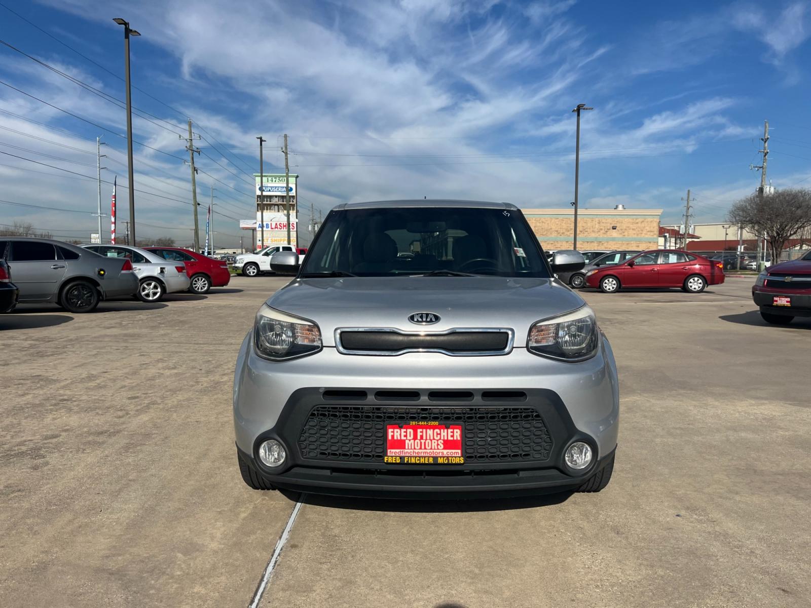 2015 SILVER /black Kia Soul Base (KNDJN2A20F7) with an 1.6L L4 DOHC 16V engine, Automatic transmission, located at 14700 Tomball Parkway 249, Houston, TX, 77086, (281) 444-2200, 29.928619, -95.504074 - Photo #1
